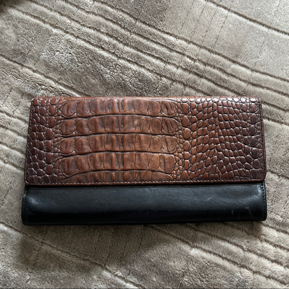 Brahmin Luxurious Brown and Black Leather Wallet